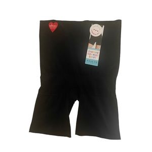 ASSETS by SPANX Women's Remarkable Results High-Waist Mid-Thigh Shaper
